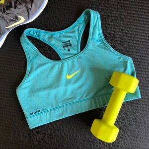 Nike Pro Sports Bra